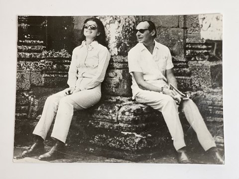 Jackie Kennedy og Lord Harlech, William David Ormsby-Gore, i Cambodia i 1960