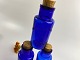 Antik, fransk, koboltblå glasflaske fra Etablissement Thermal de Vichy (2 flasker tilbage)