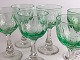 Grønne Derby hvidvinsglas,  facetteret stilk, grøn kumme, Holmegaard, Fyens Glasværk, Kastrup Glasværk